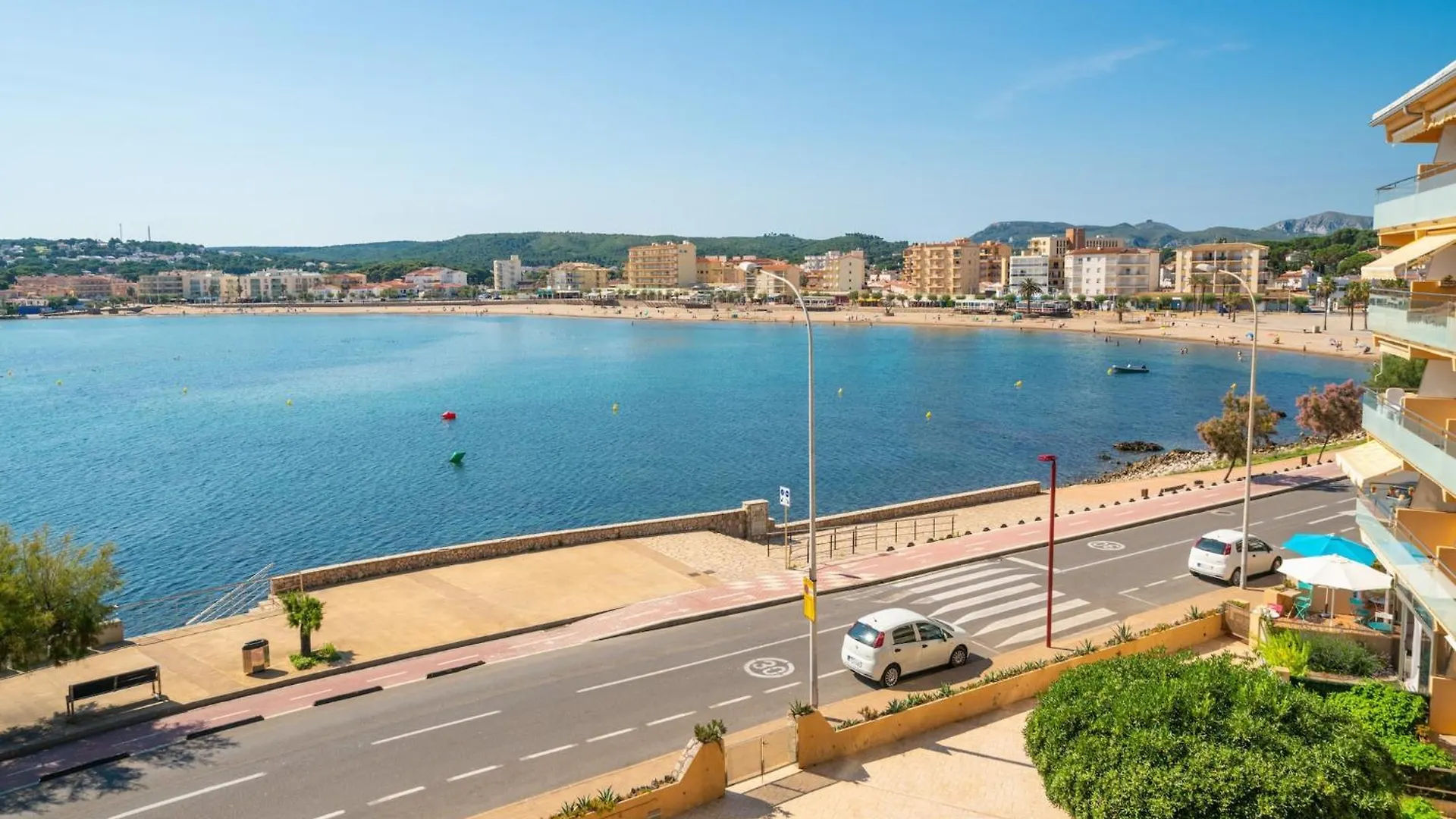 Spacious Holiday Home In Costa Brava L'Escala Spain
